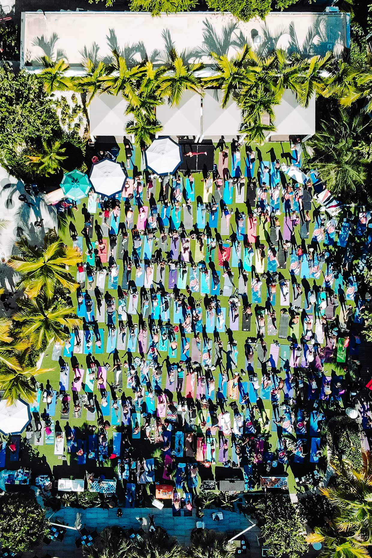 AerialYoga-OverheadphotographyMiamiBeach