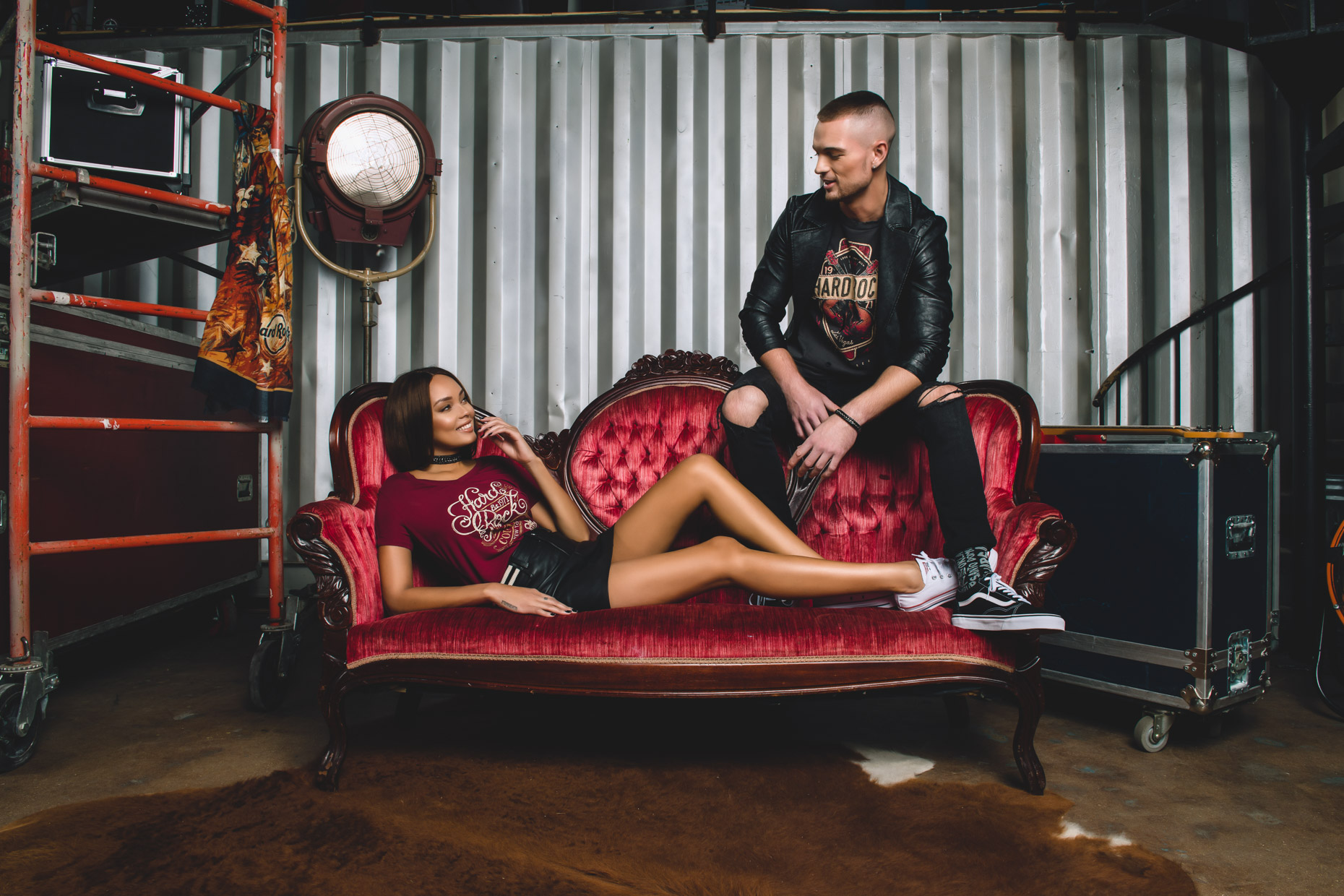 HardRockCafe-Internationalfashionapparelcampaign12
